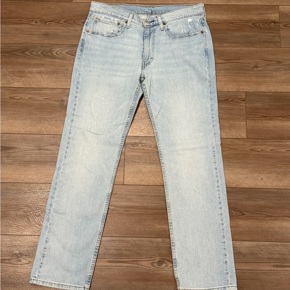 Levi’s 514 Straight Jeans W34 L32 Lightwash, Minimally Distressed